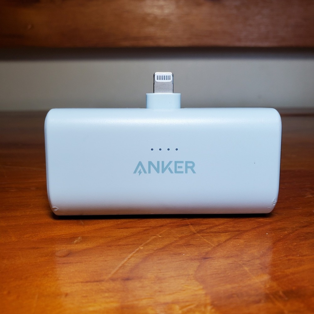 Anker 621 Power Bank 5000mAh Built-In Connector‎ 12W A1645
